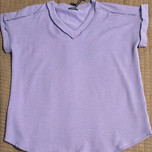 NWT HEIMISH USA Lilac Short Sleeve V-Neck Top